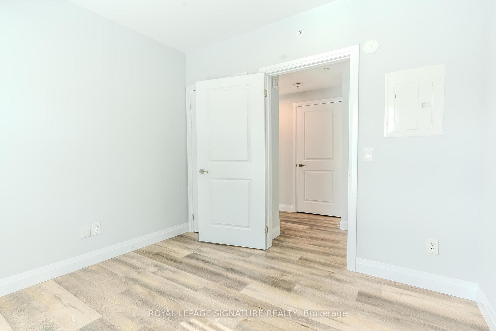 153 Wilson Street Unit 301 photo 29