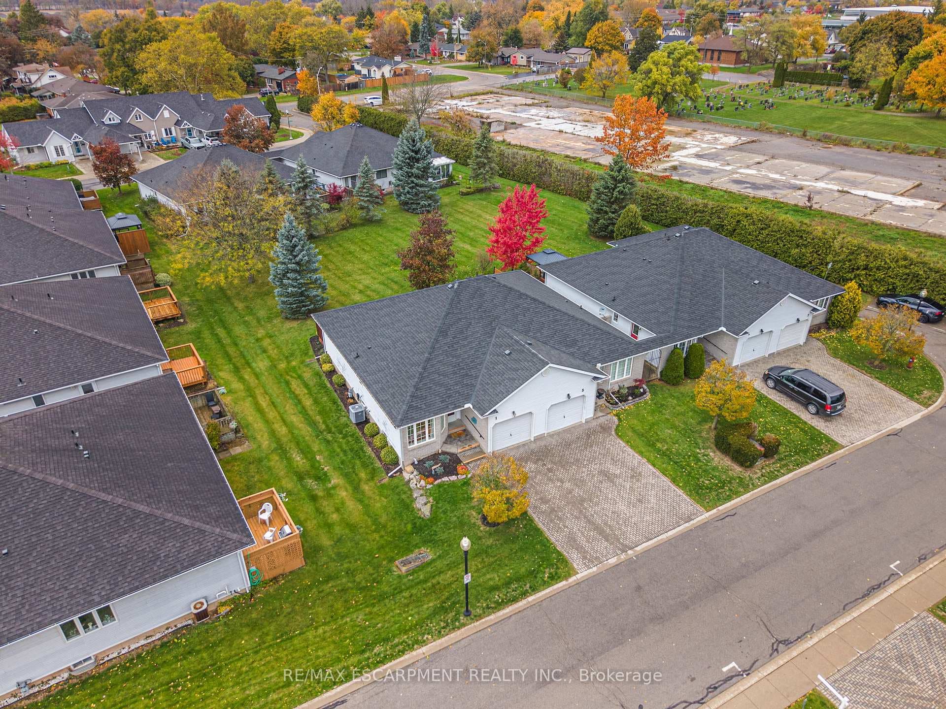 1 Village Drive photo 37