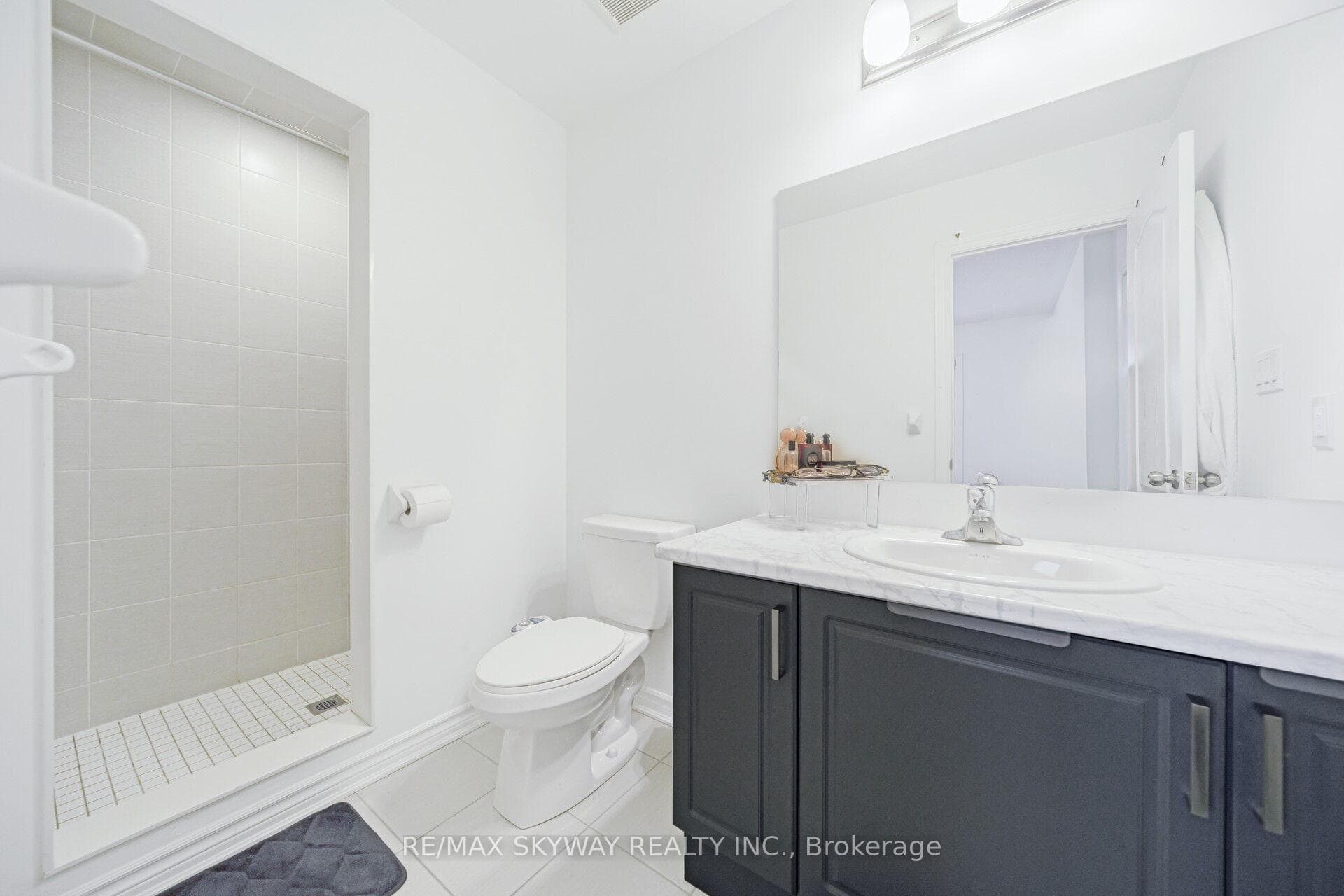 40 Waterville Way photo 33