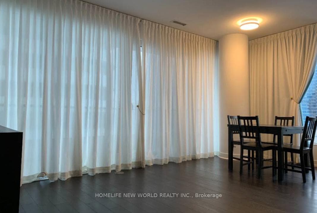 85 Wood Street Unit 2903 photo 2