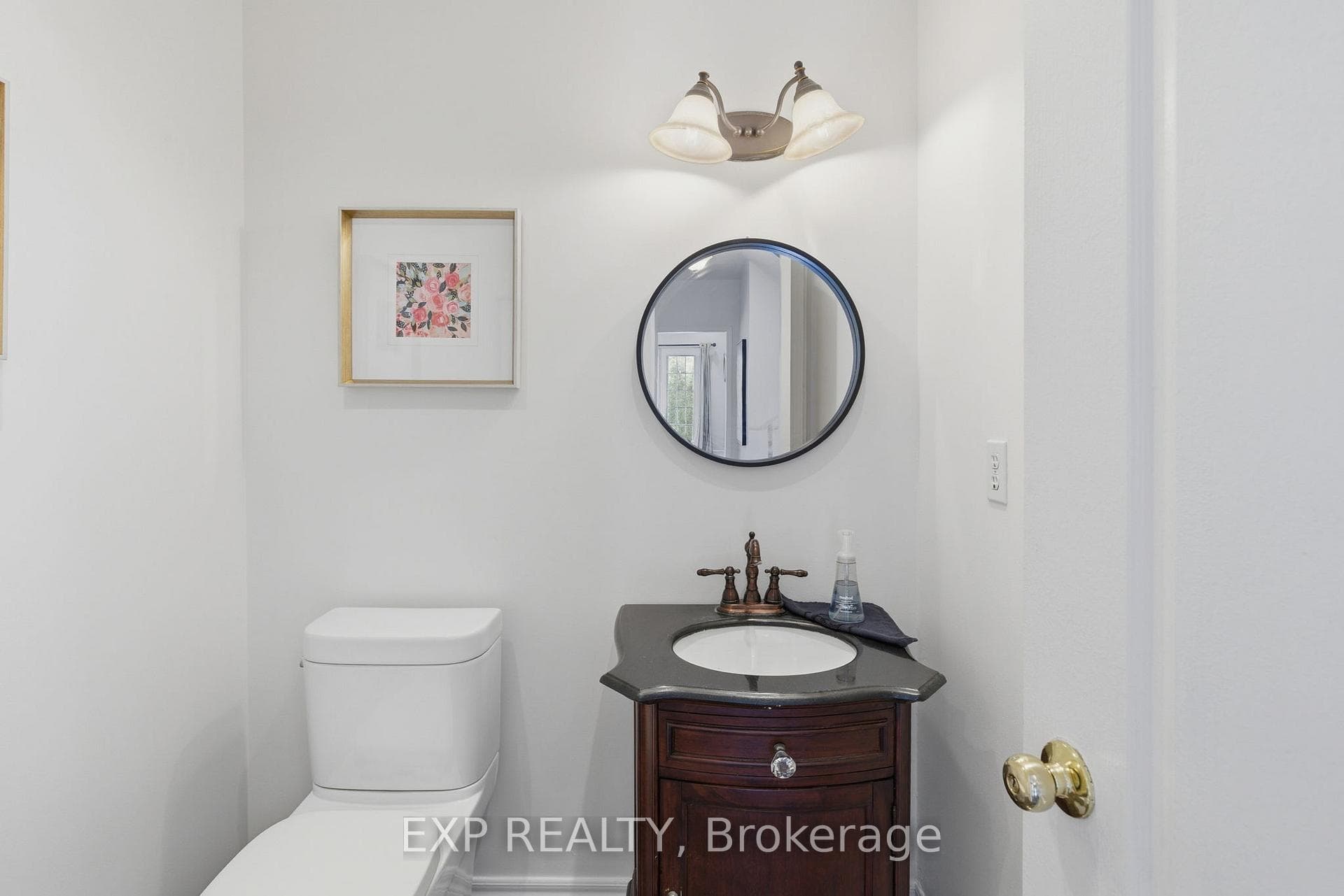 2137 Frontier Drive photo 9