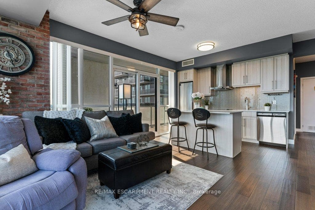2087 Fairview Street Unit 1304 photo 25