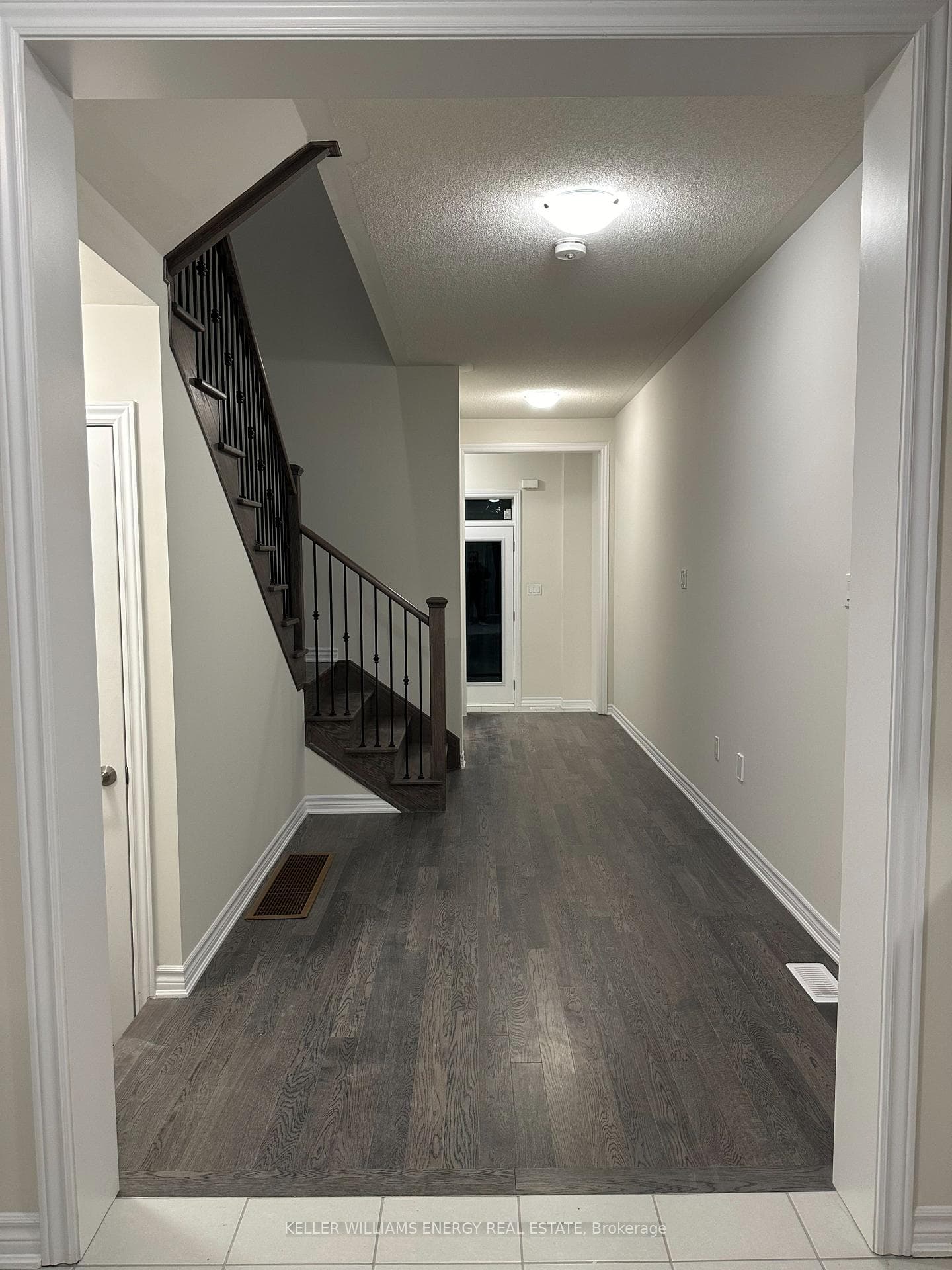 45 Waterfront Crescent photo 6