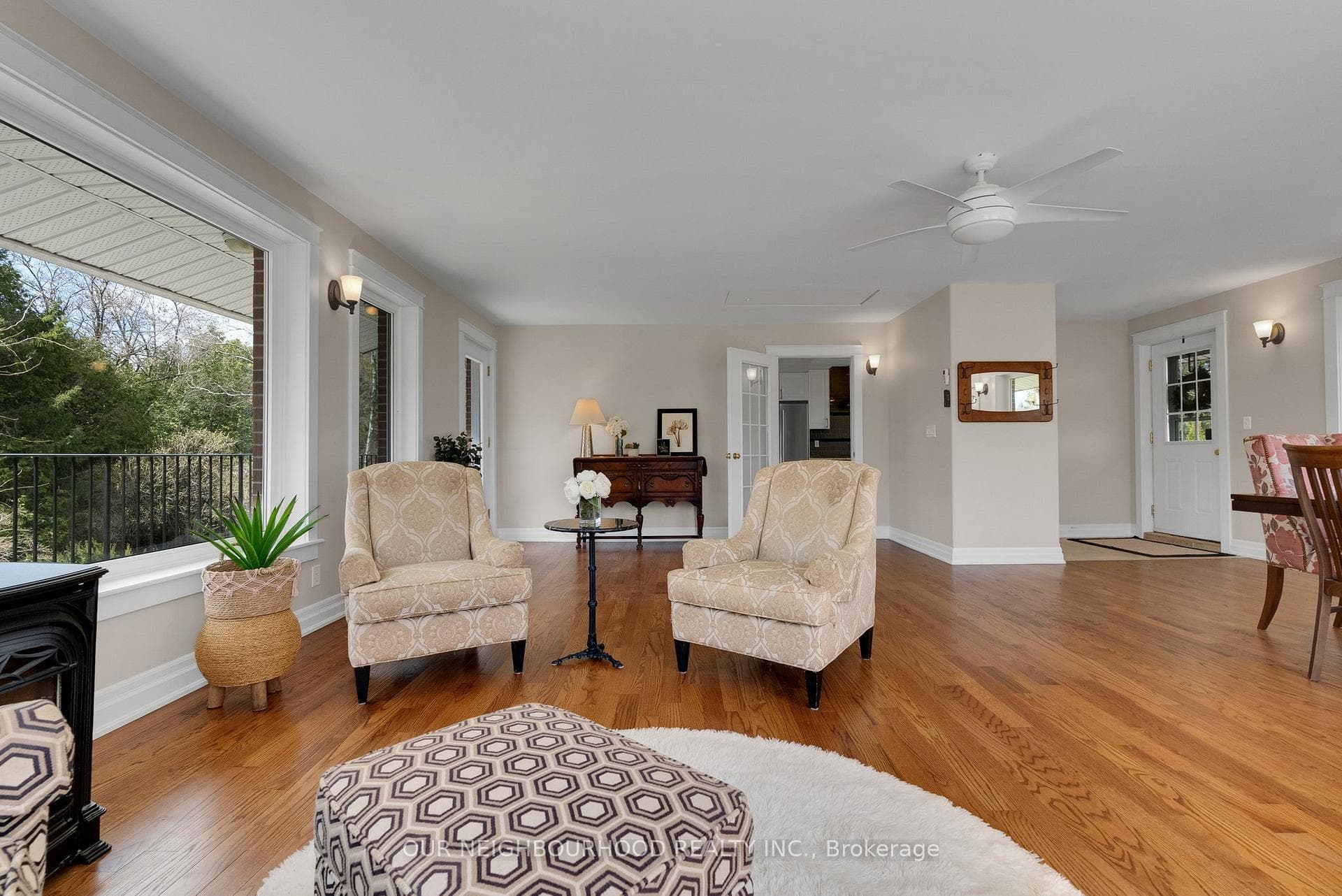 4582 Walsh Road photo 14