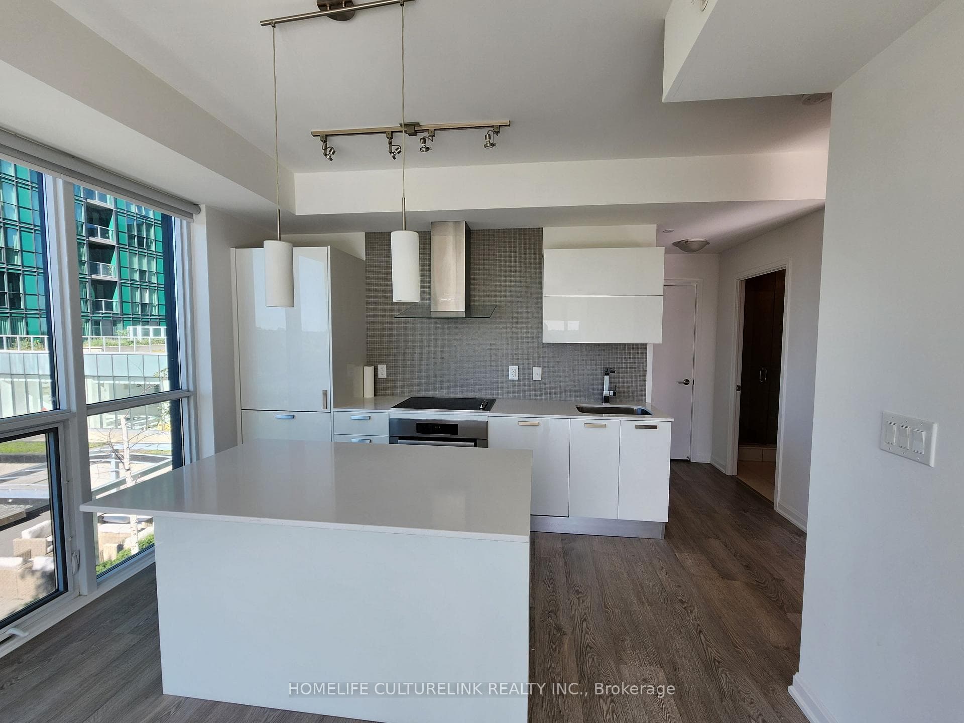 9 Bogert Avenue Unit 603 photo 6