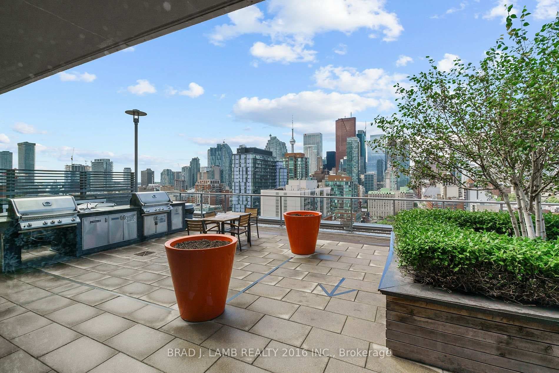320 Richmond Street Unit 1011 photo 26