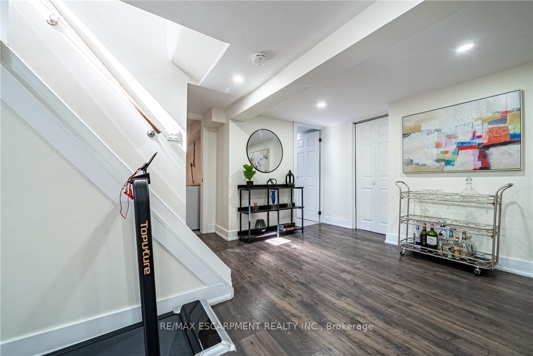 83 Mount Albion Road photo 27
