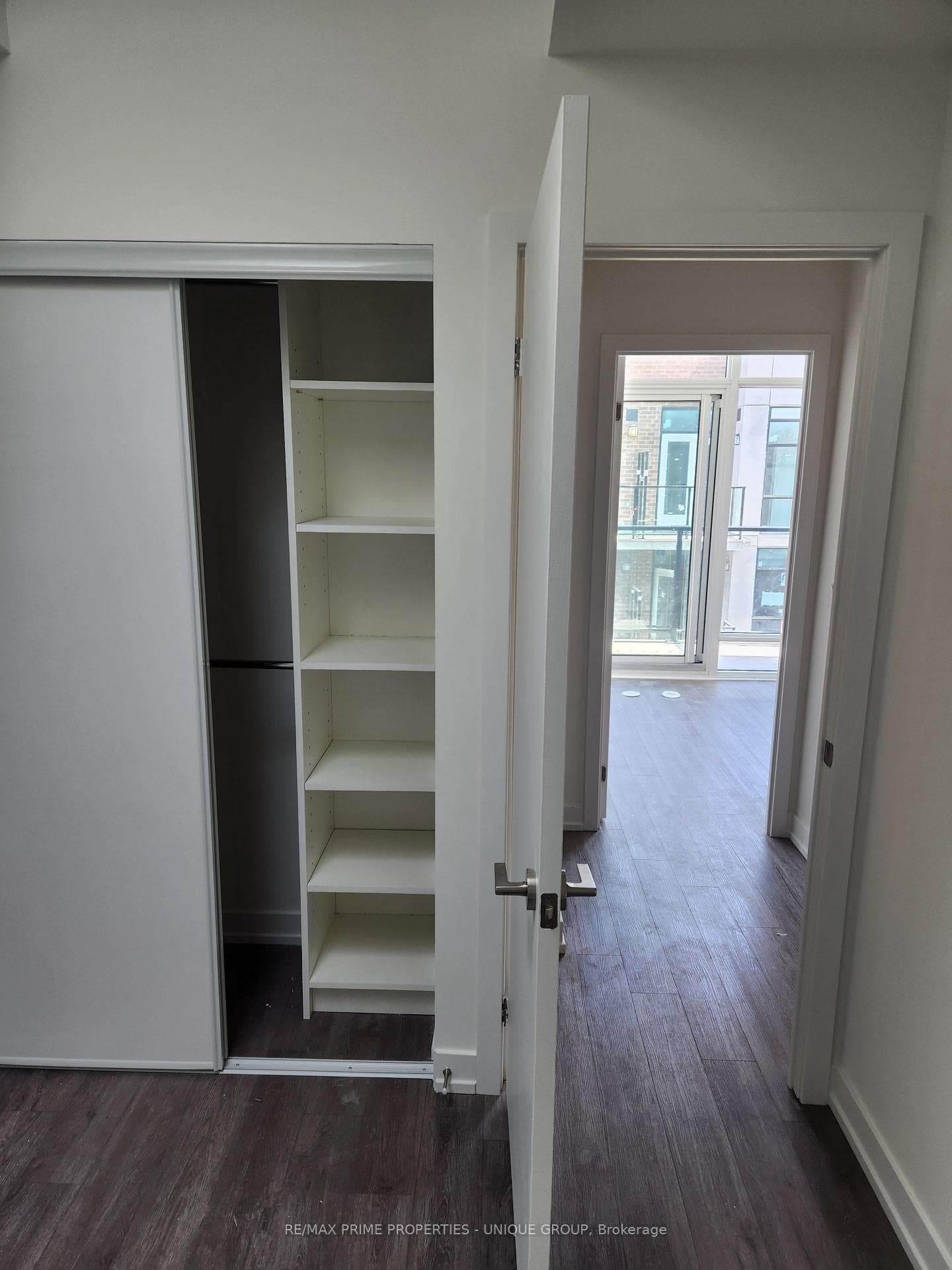 851 Sheppard Avenue Unit 16 photo 25