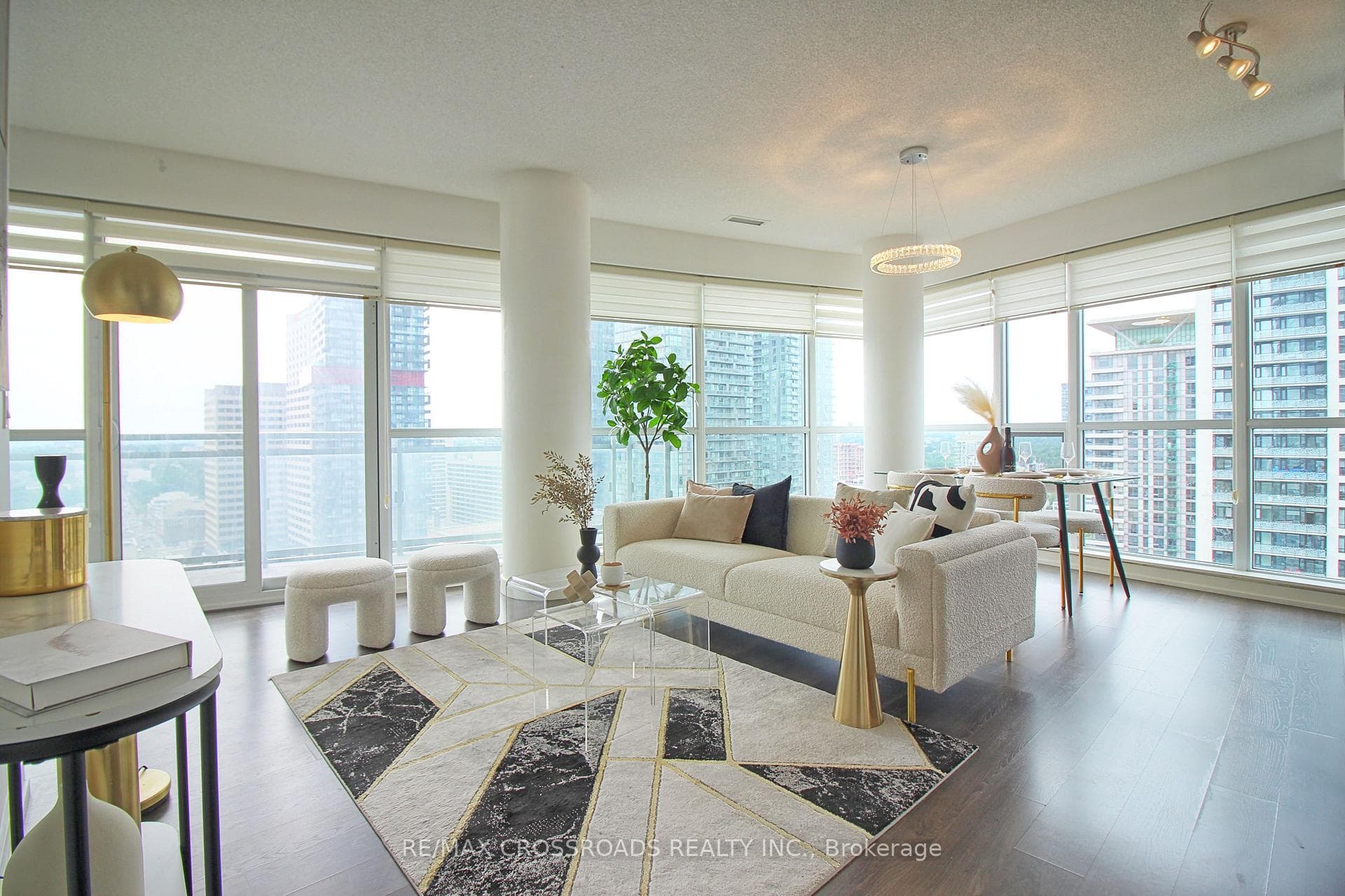 89 Dunfield Avenue Unit 2202 photo 1