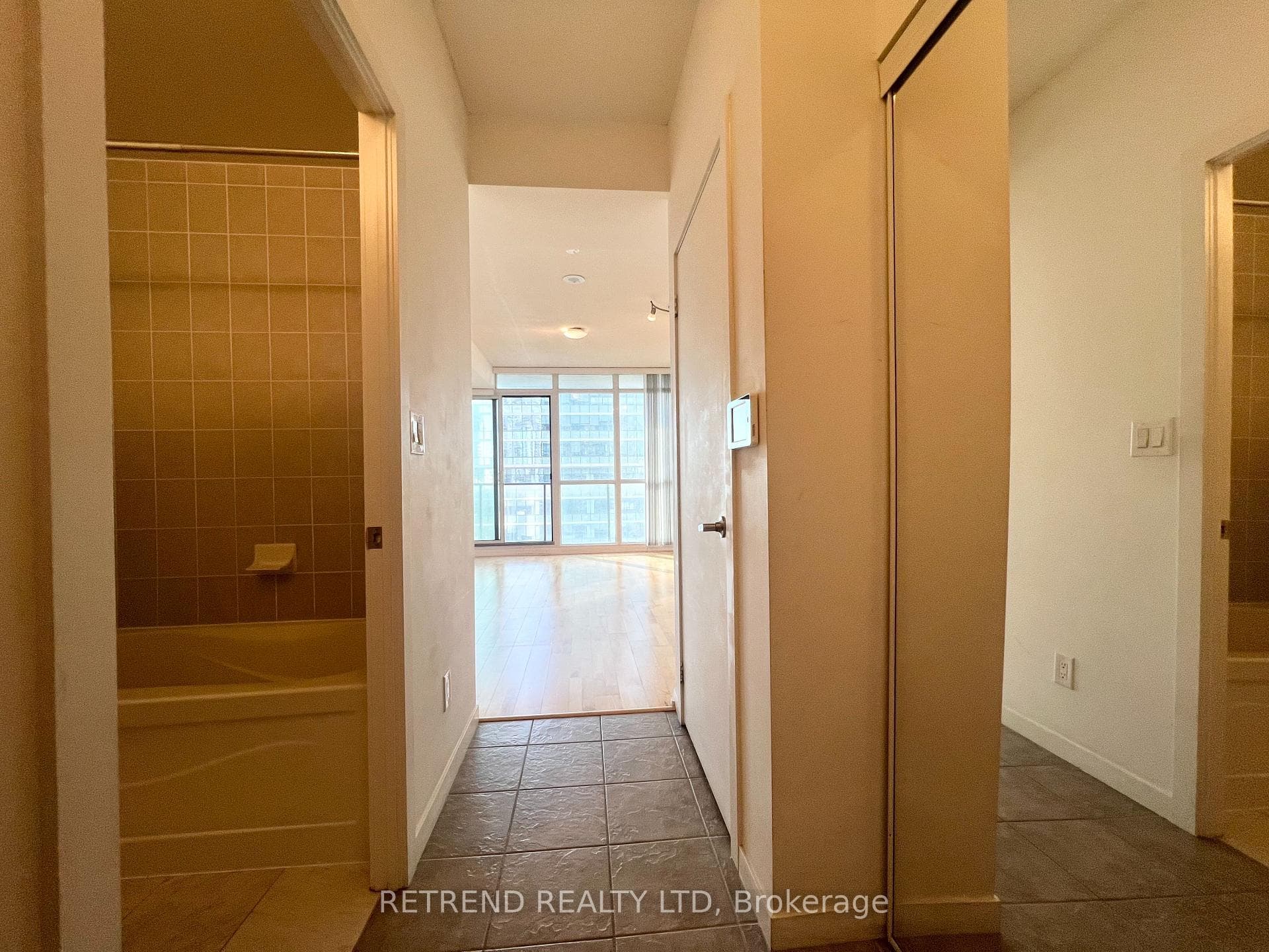 65 Bremner Boulevard Unit 2903 photo 7