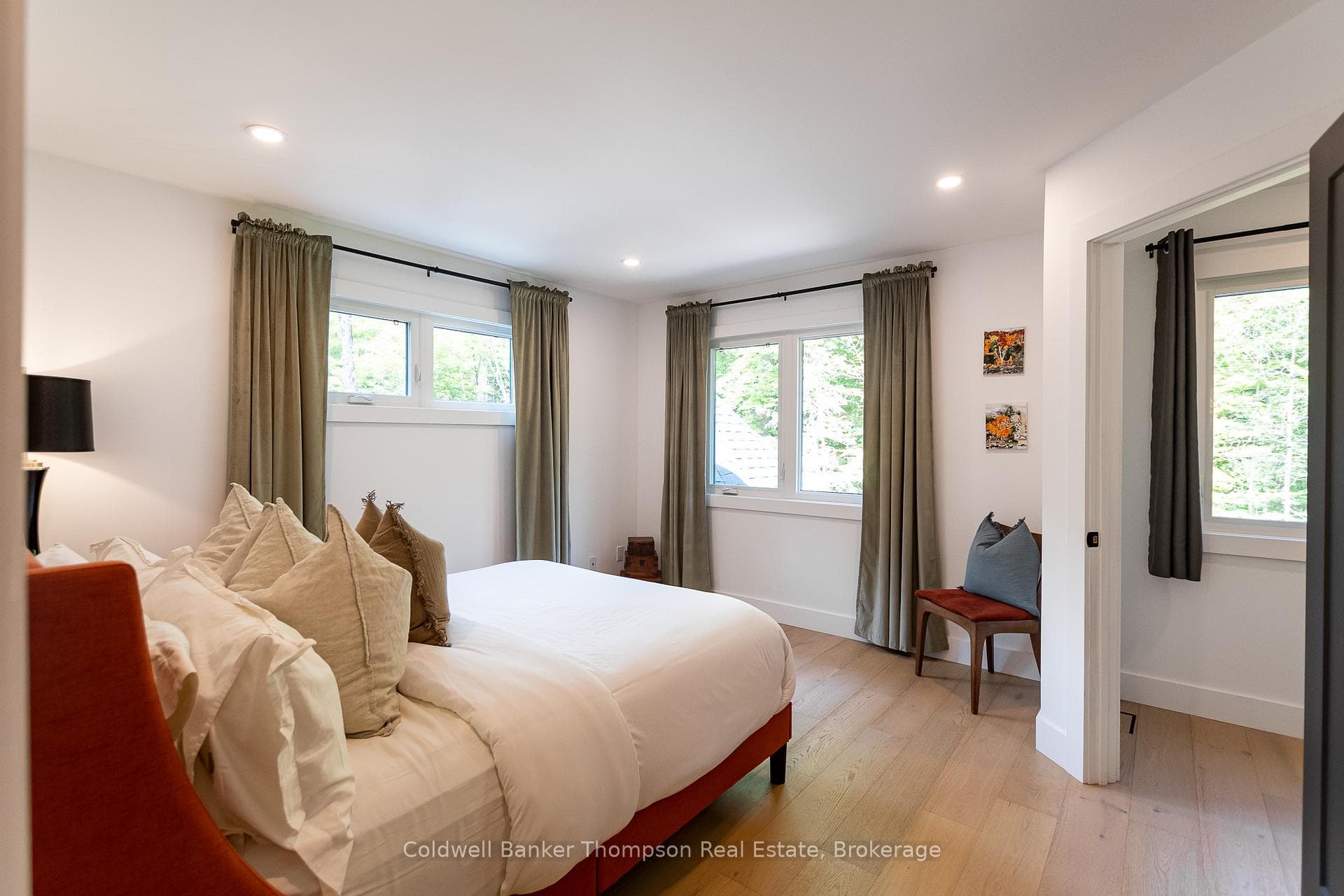 Guest Bedroom #1