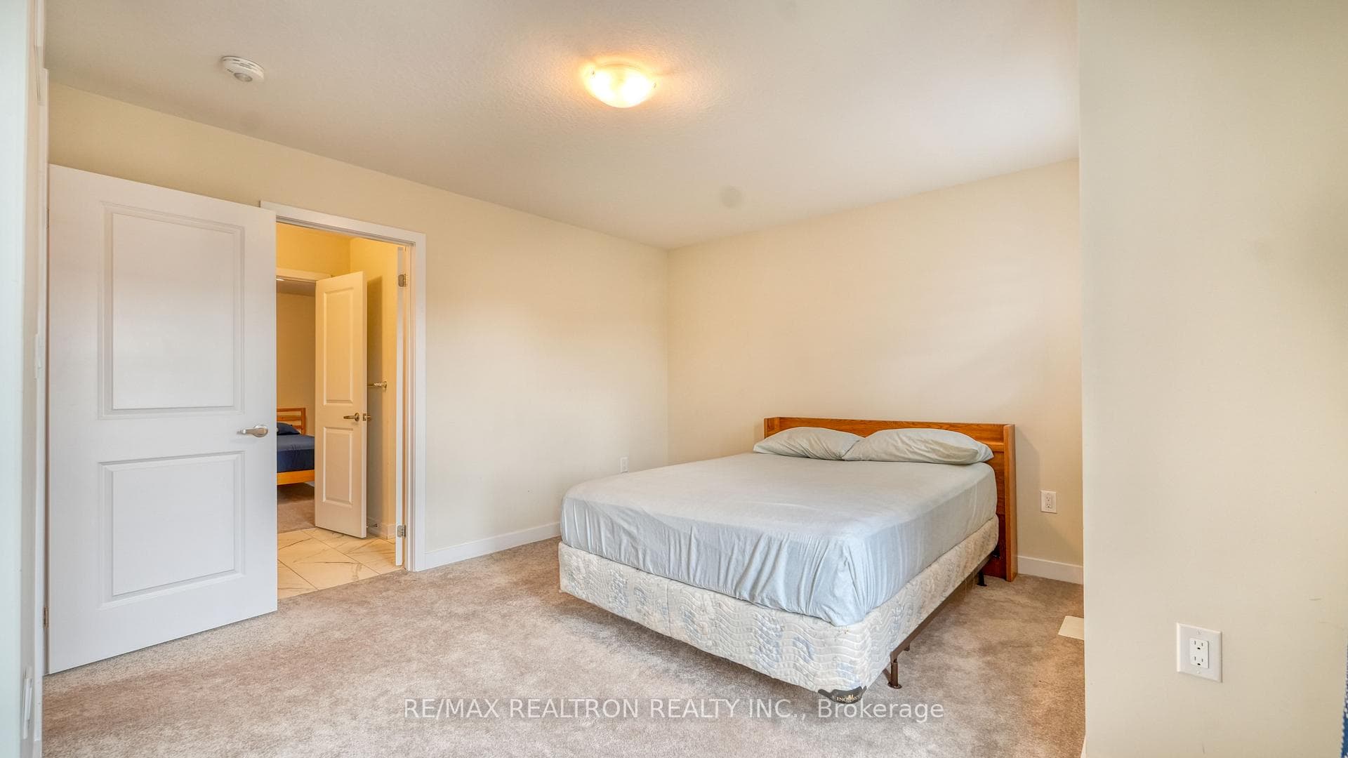20 Hawick Crescent photo 30