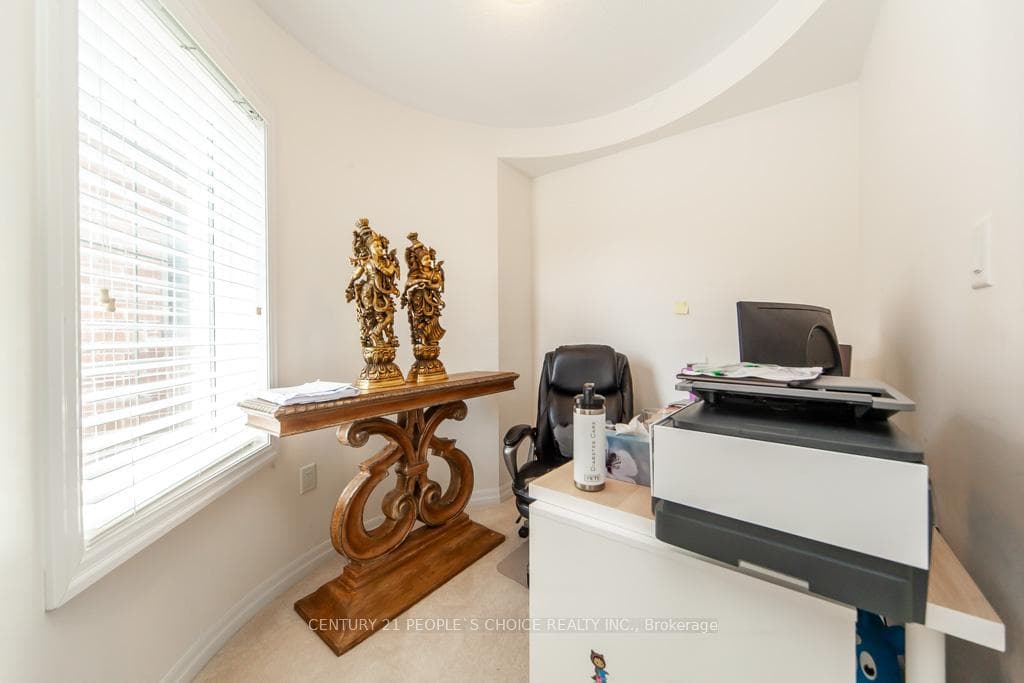 183 BEAVERIDGE Avenue photo 37