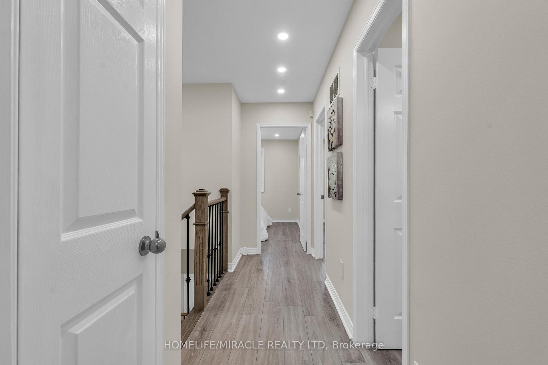 3467 Chartrand Crescent photo 24