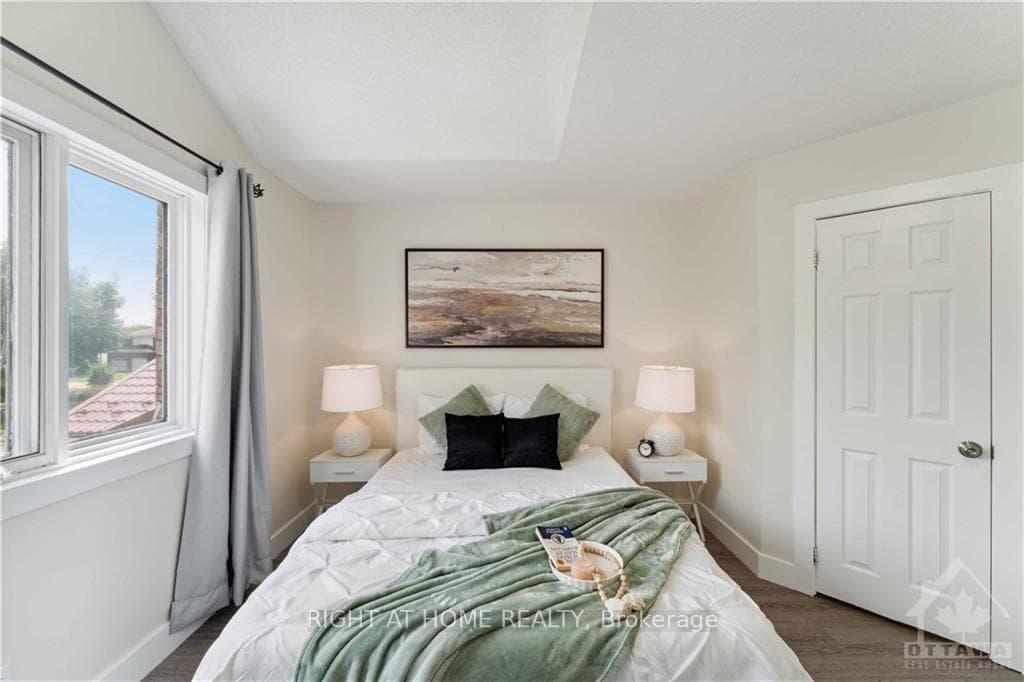 8 ROSECLIFFE Court photo 15