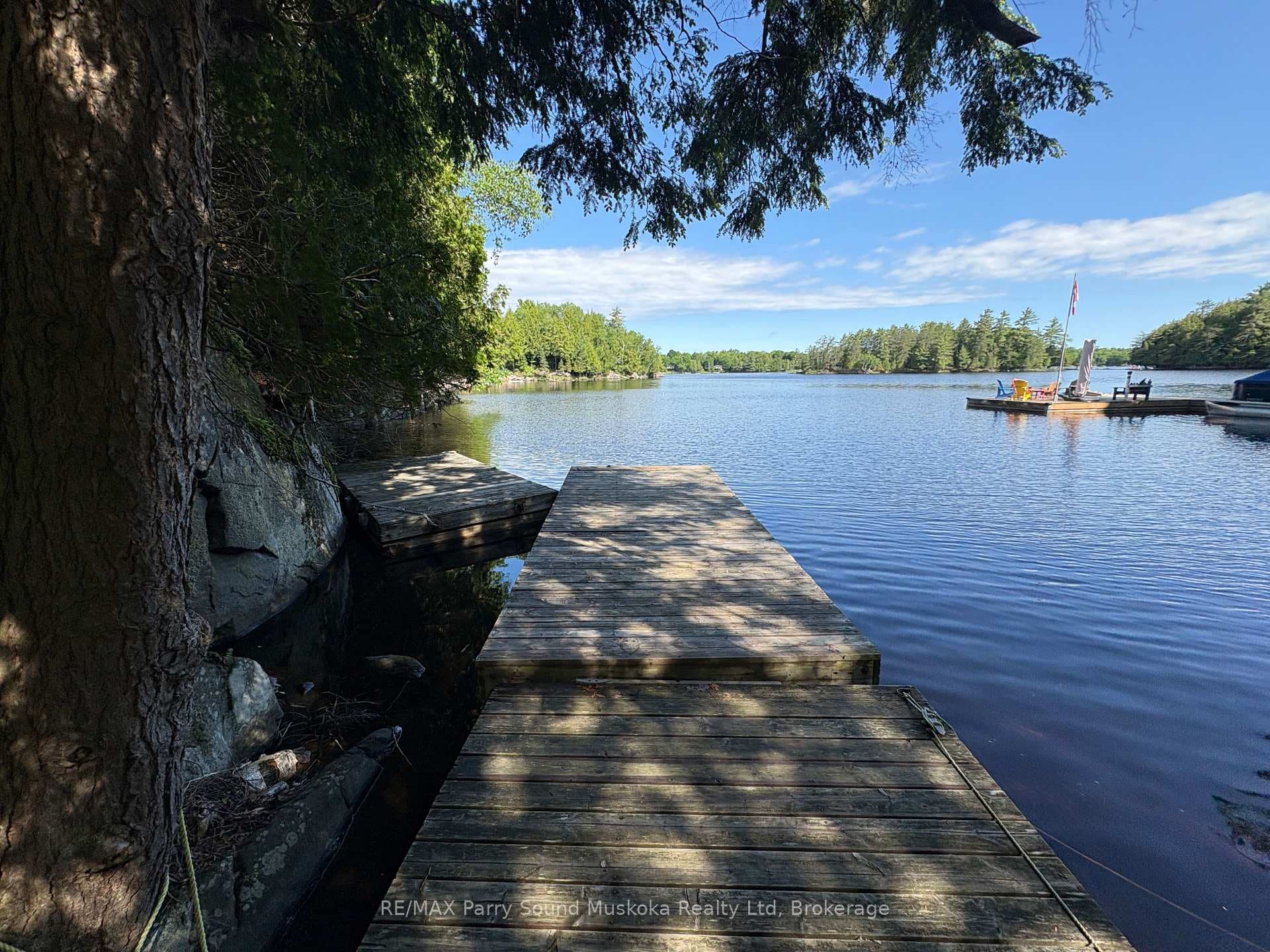 85 Sunnyshore Park Drive photo 3