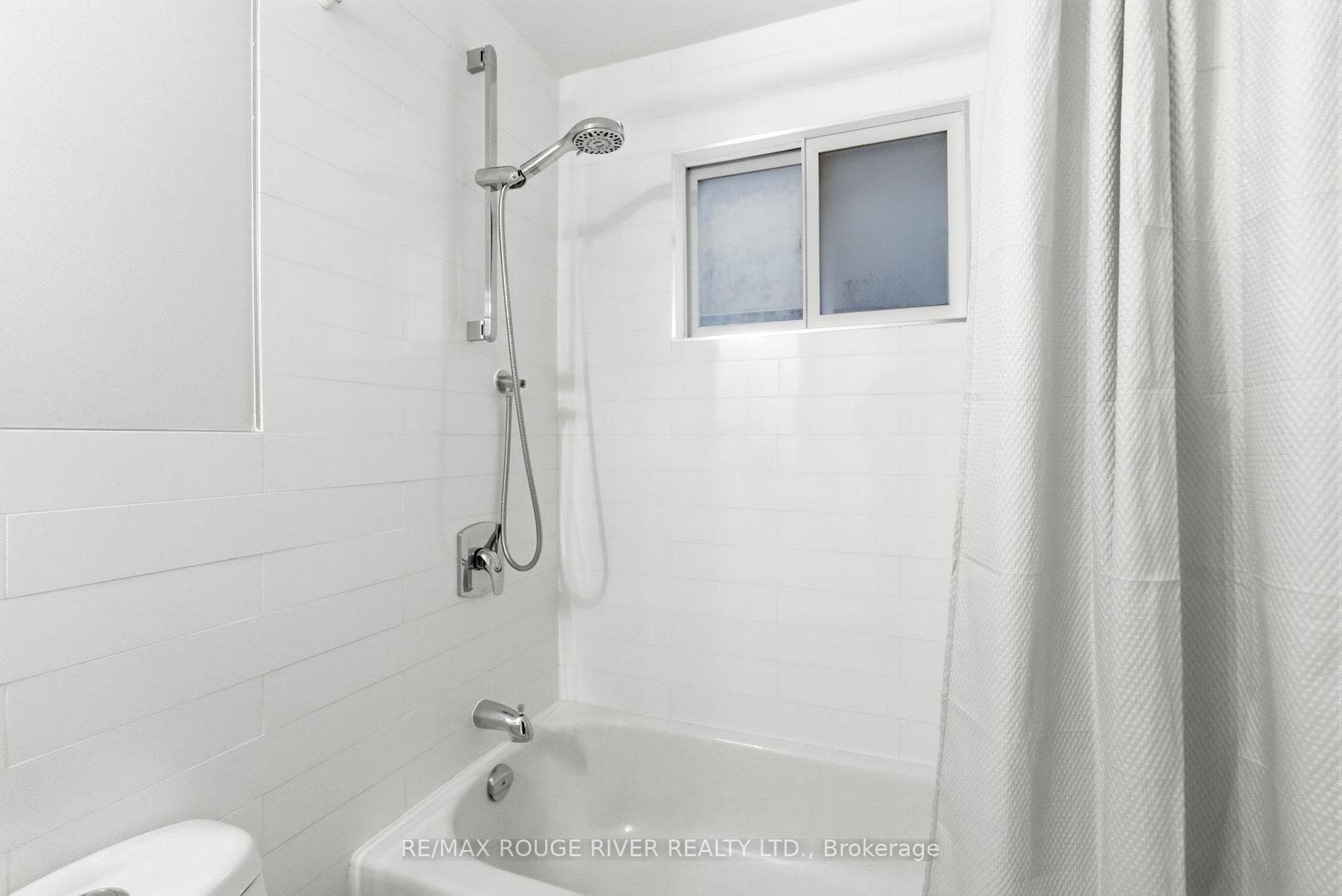 59 Muir Crescent photo 32
