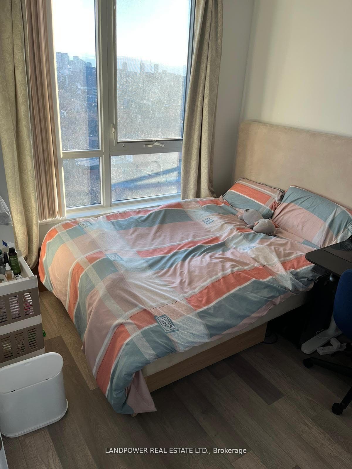 181 Huron Street Unit 1102 photo 10