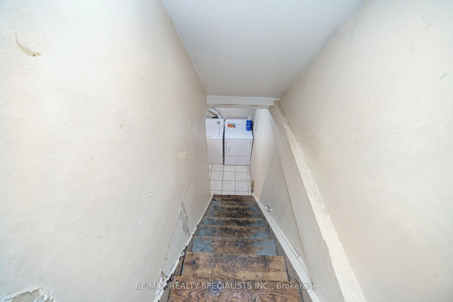 19 Gatsby Square photo 29