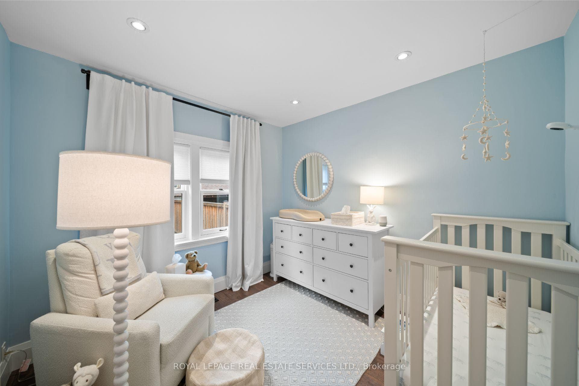 114 Humbervale Boulevard photo 16