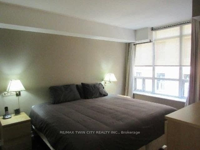 60 ST CLAIR Avenue Unit 501 photo 8