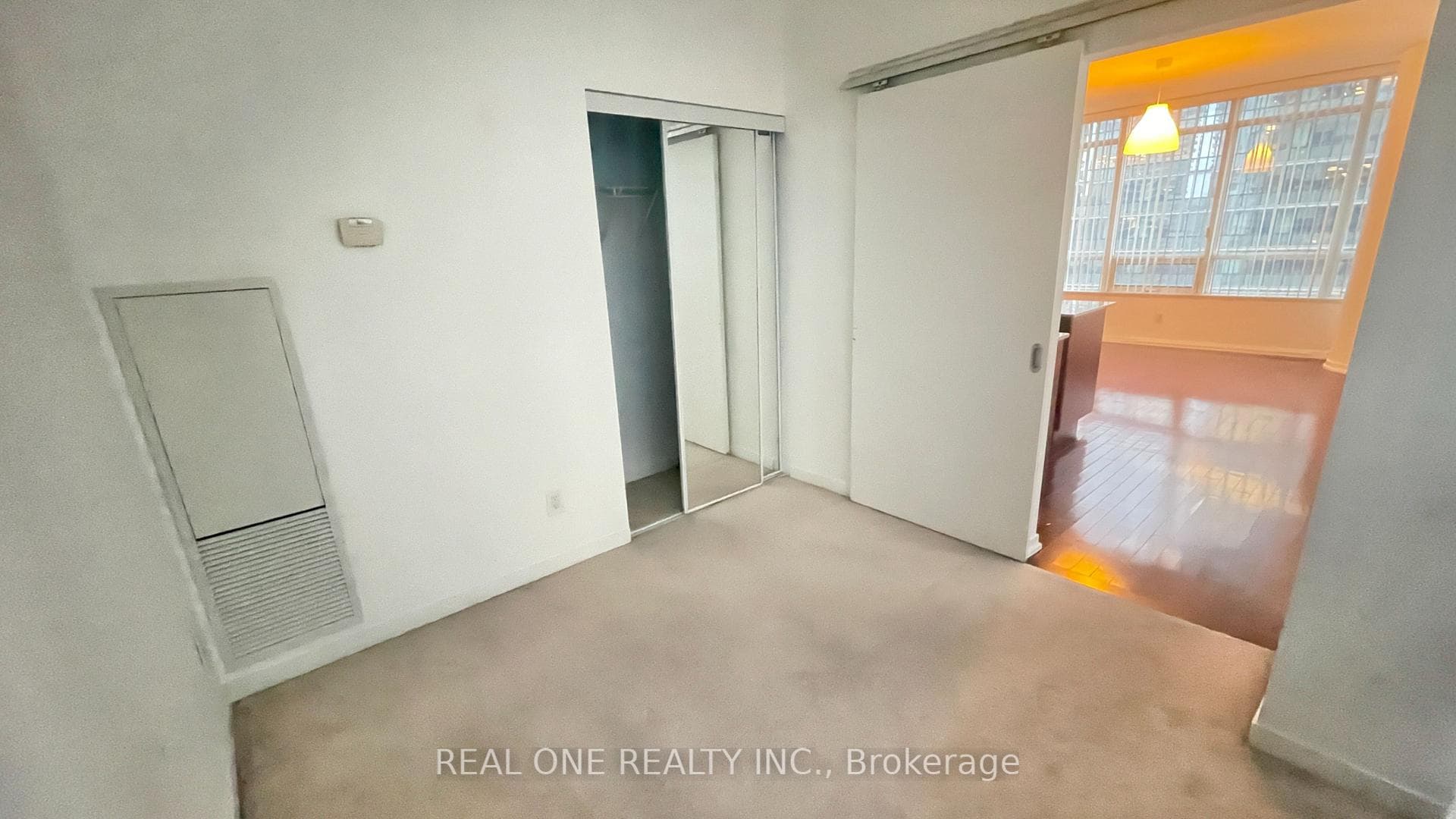 65 Bremner Boulevard Unit 2205 photo 17