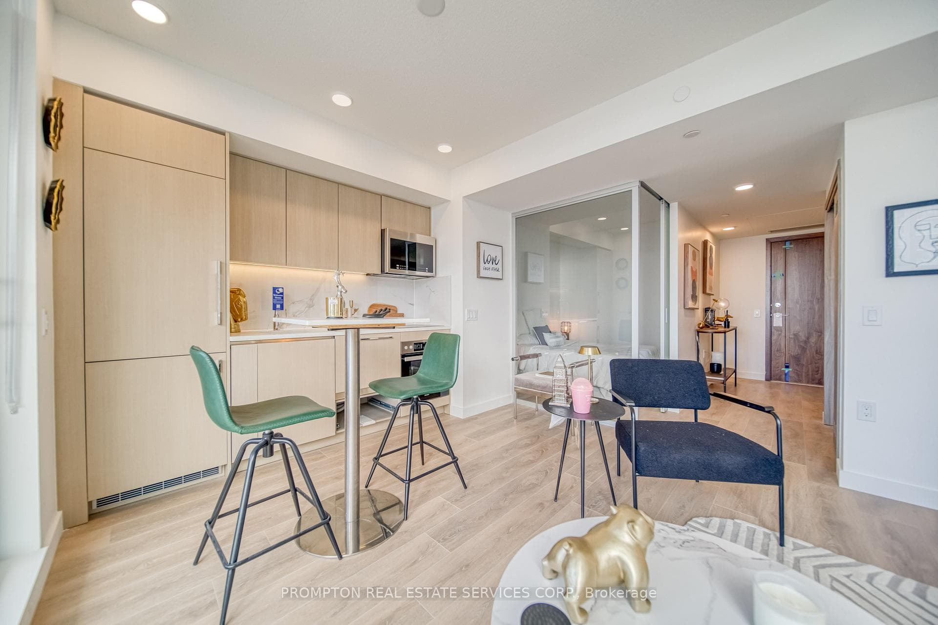 38 Widmer Street Unit 4710 photo 7