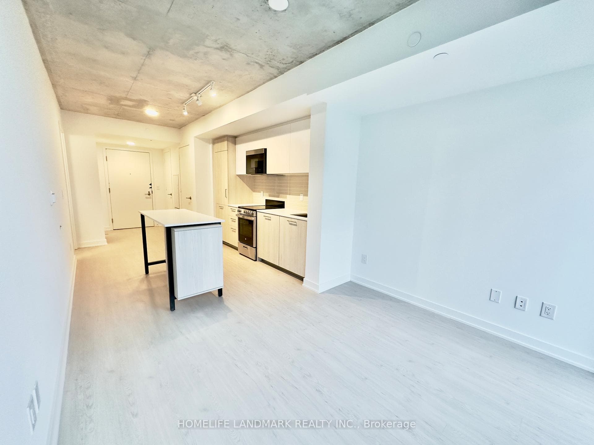 65 Mutual Street Unit 2003 photo 2