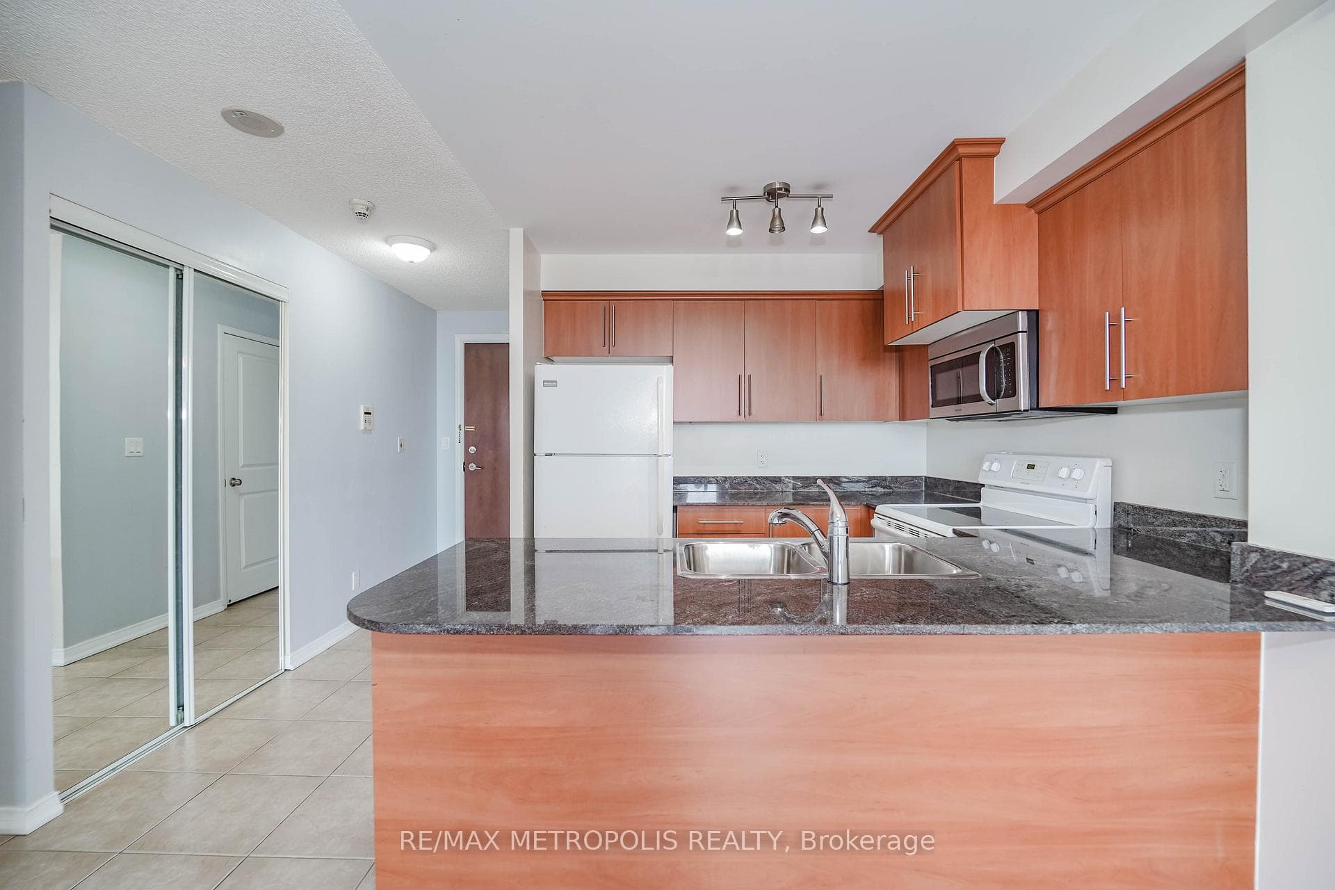 6 Rosebank Drive Unit 7D photo 7
