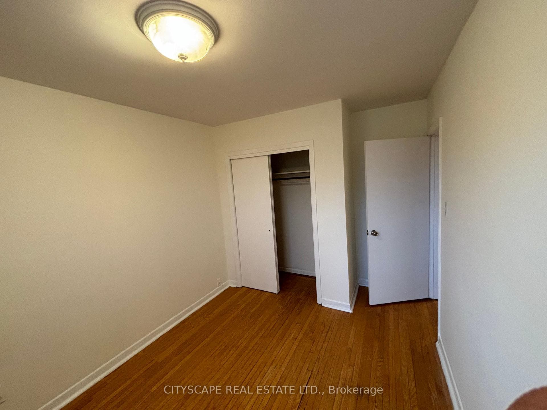 116 Guildwood Parkway photo 14