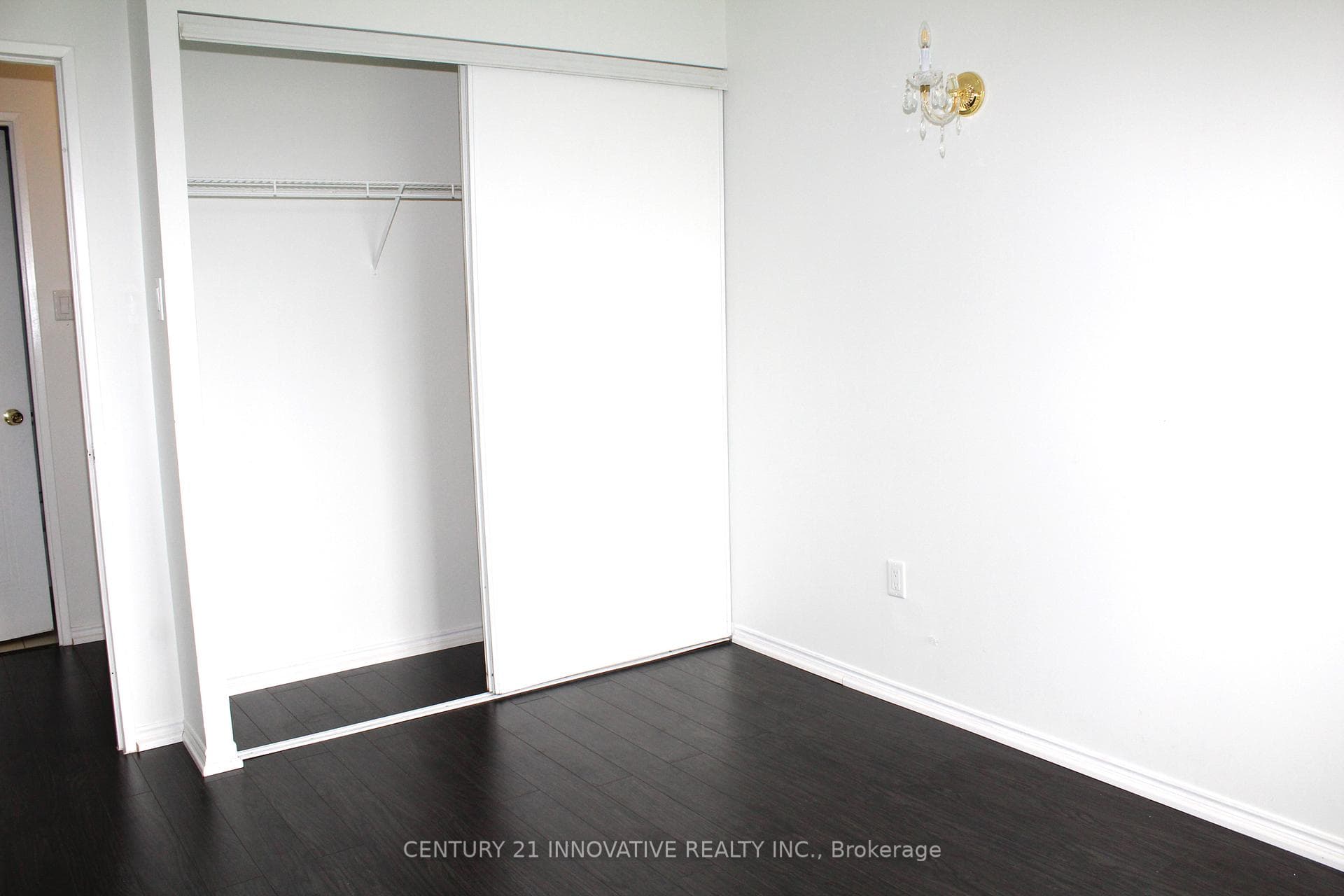 430 McLevin Avenue Unit 402 photo 13