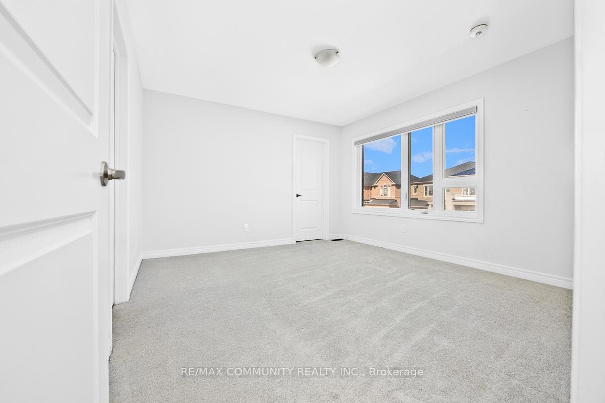 57 Bud Leggett Crescent photo 18