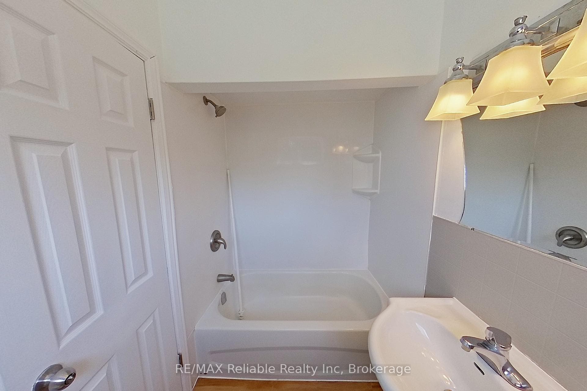 39376 Reid Road photo 17