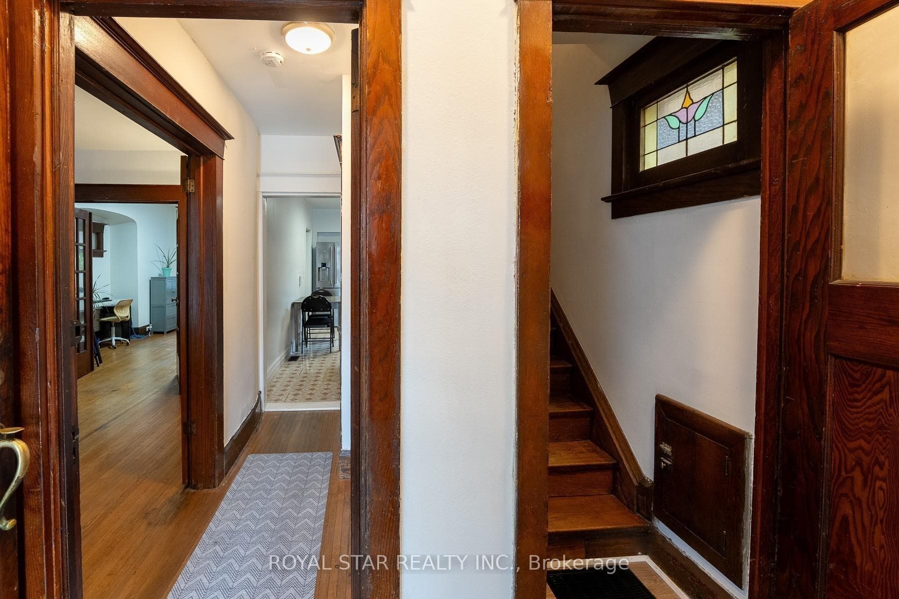 82 Westlake Avenue photo 4
