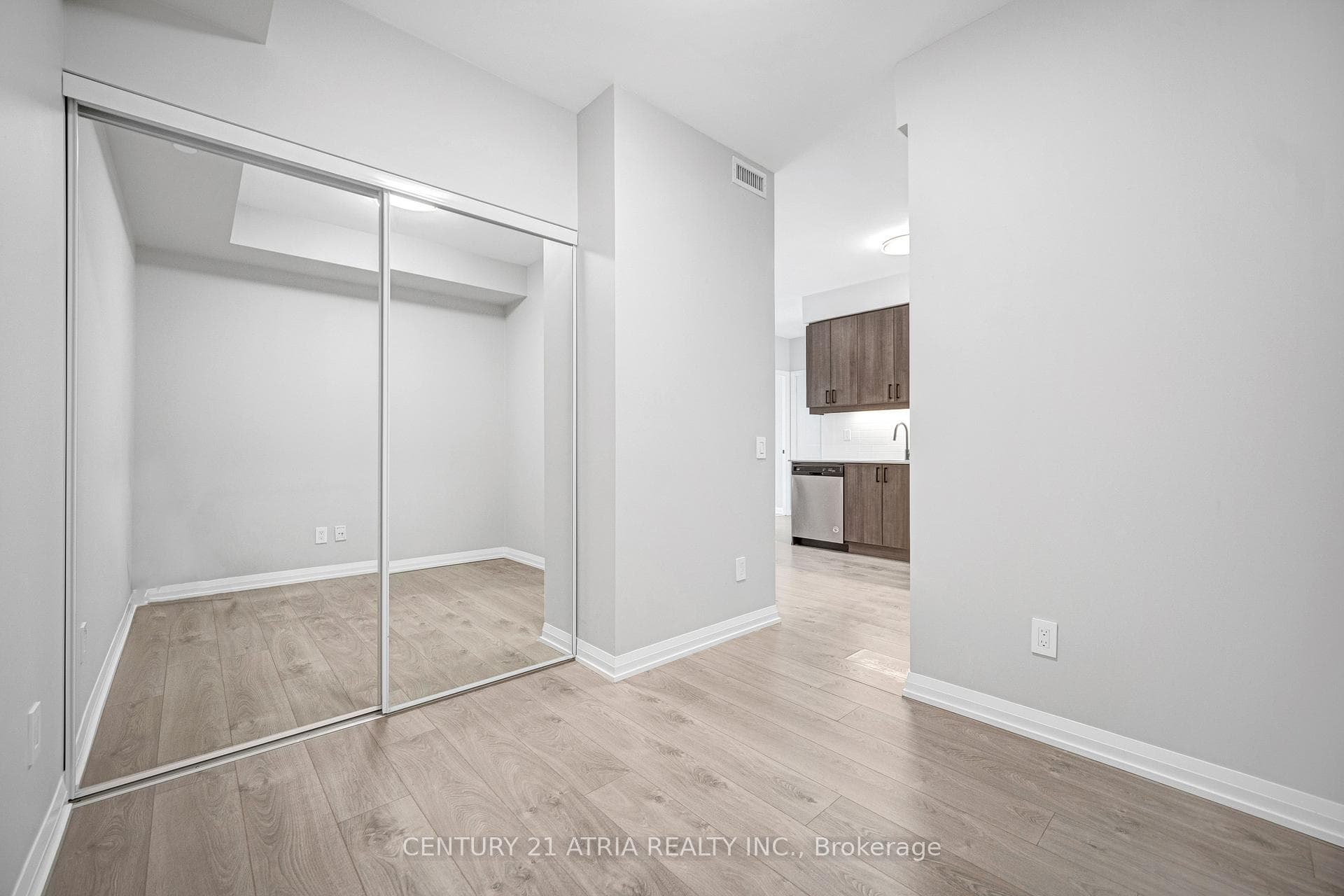 7895 Jane Street Unit 2508 photo 15