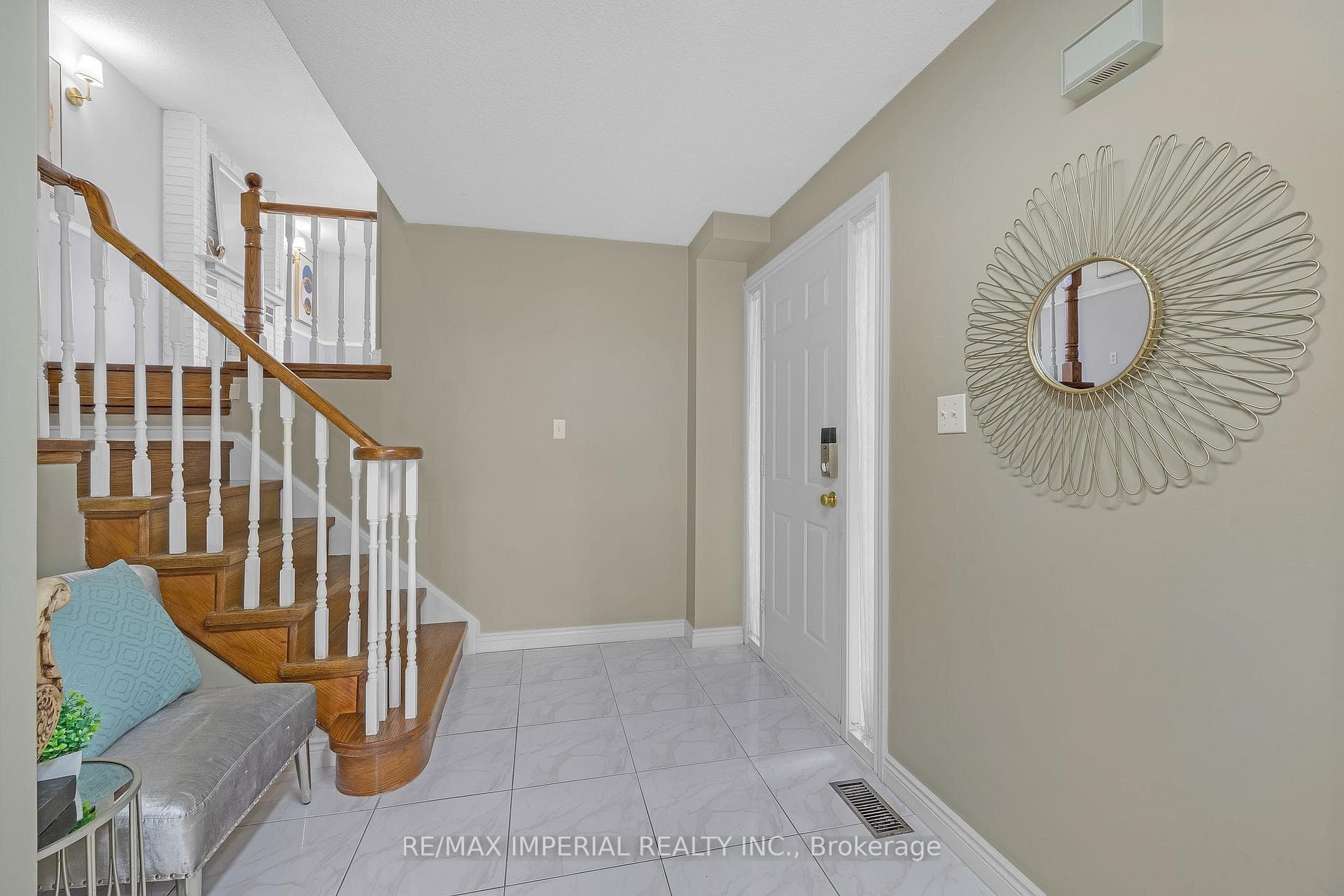 26 Marion Crescent photo 6
