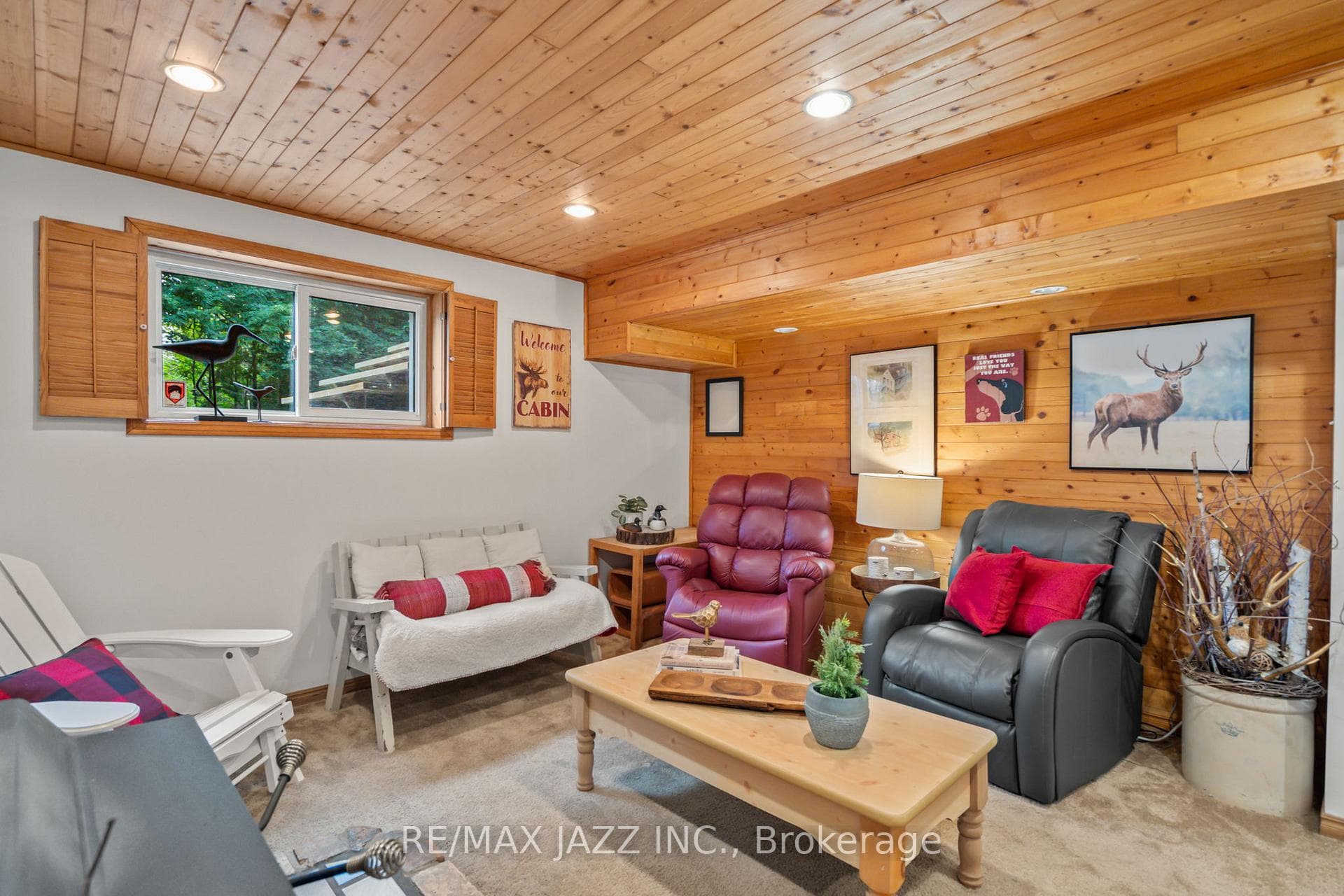 284 Grandview Street photo 27