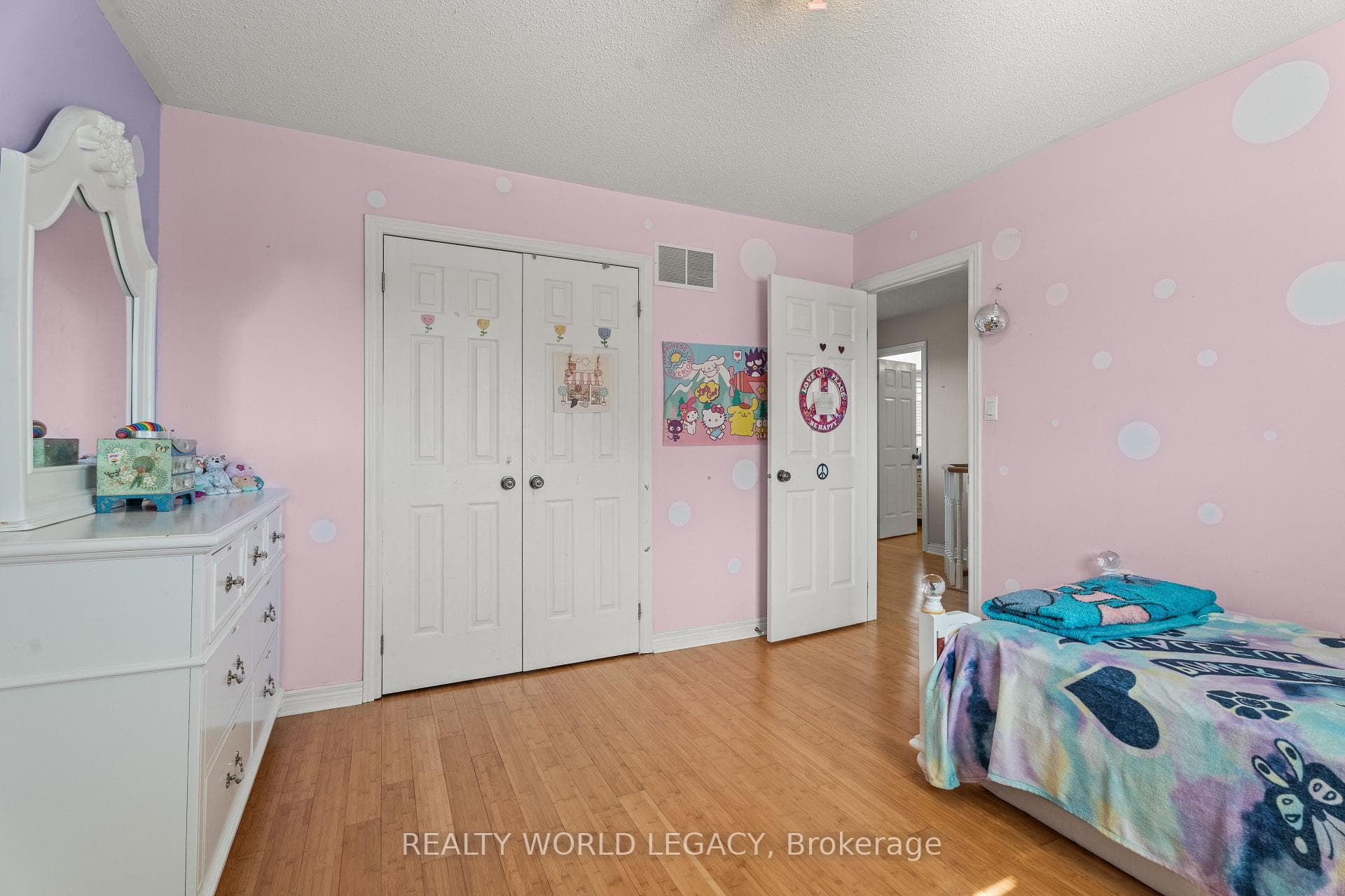 20 Pentland Road photo 24