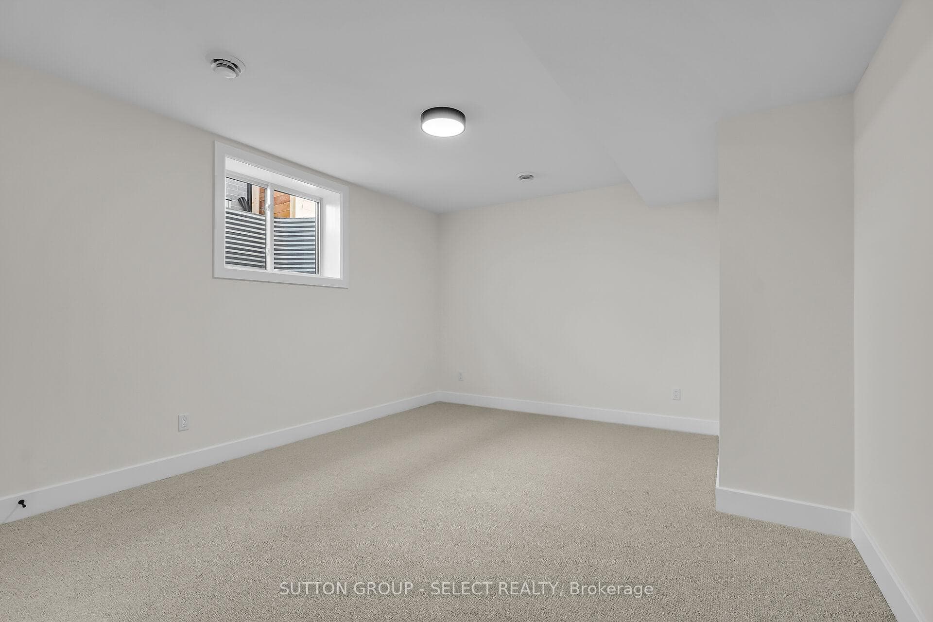 58 Briscoe Crescent photo 38