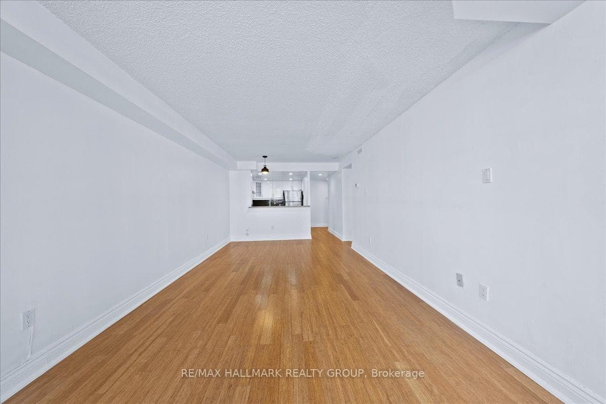 705 King Street Unit 705 photo 33