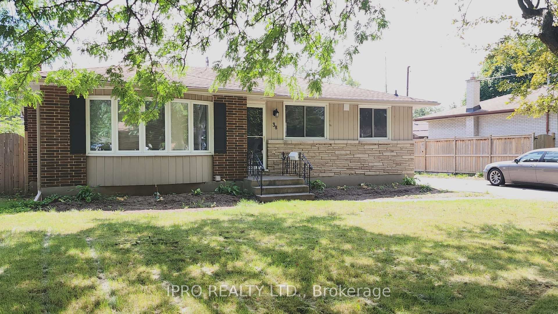 38 Wakelin Terrace photo 1