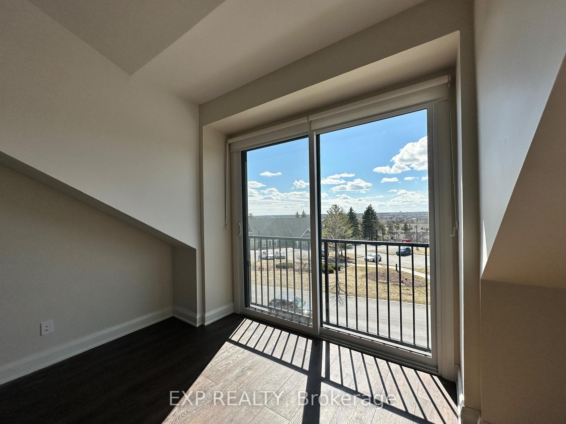 33 Maple Grove Road Unit 305 photo 10