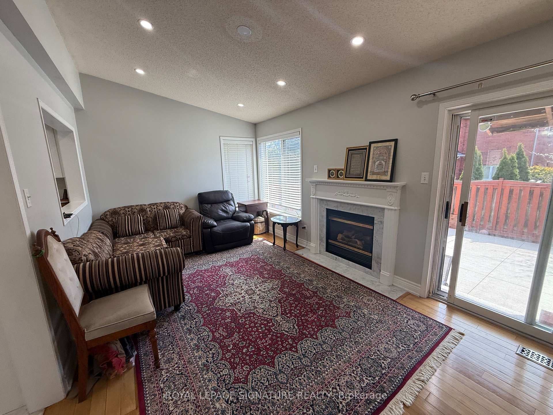 814 Golden Farmer Way photo 12