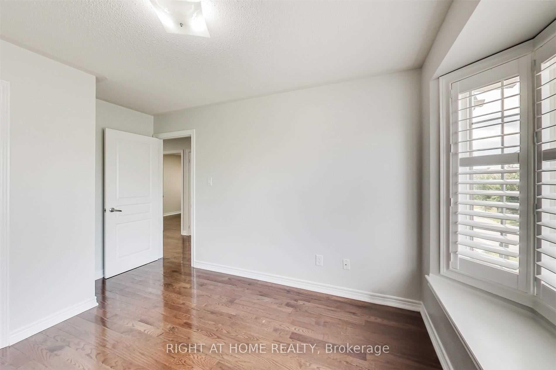 11 Beth Avenue photo 10