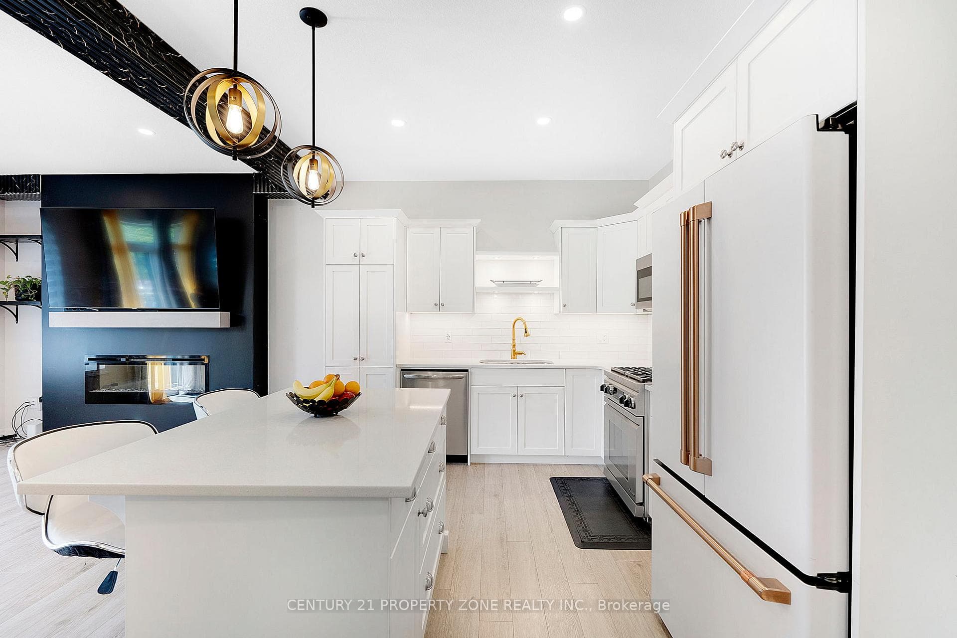 22 Livingston Drive photo 9