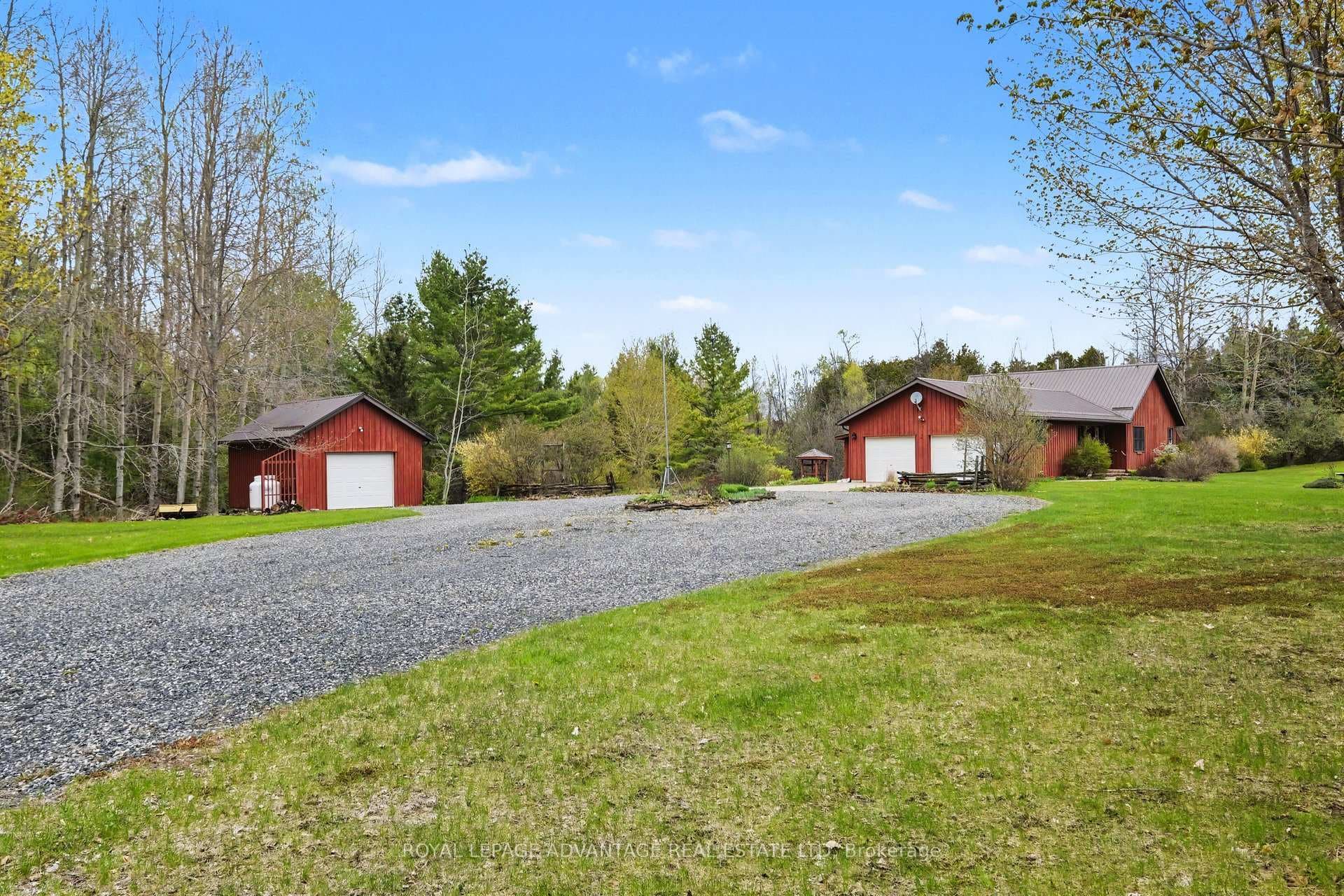 2844 Tennyson Road photo 30