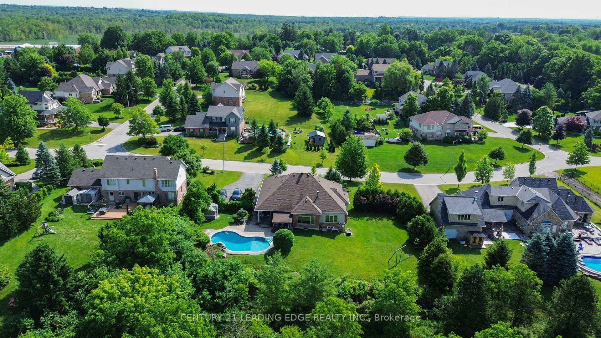 27 Karendale Crescent photo 41