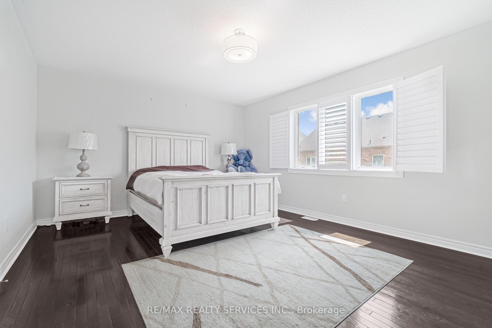 406 Cedar Hedge Road photo 16