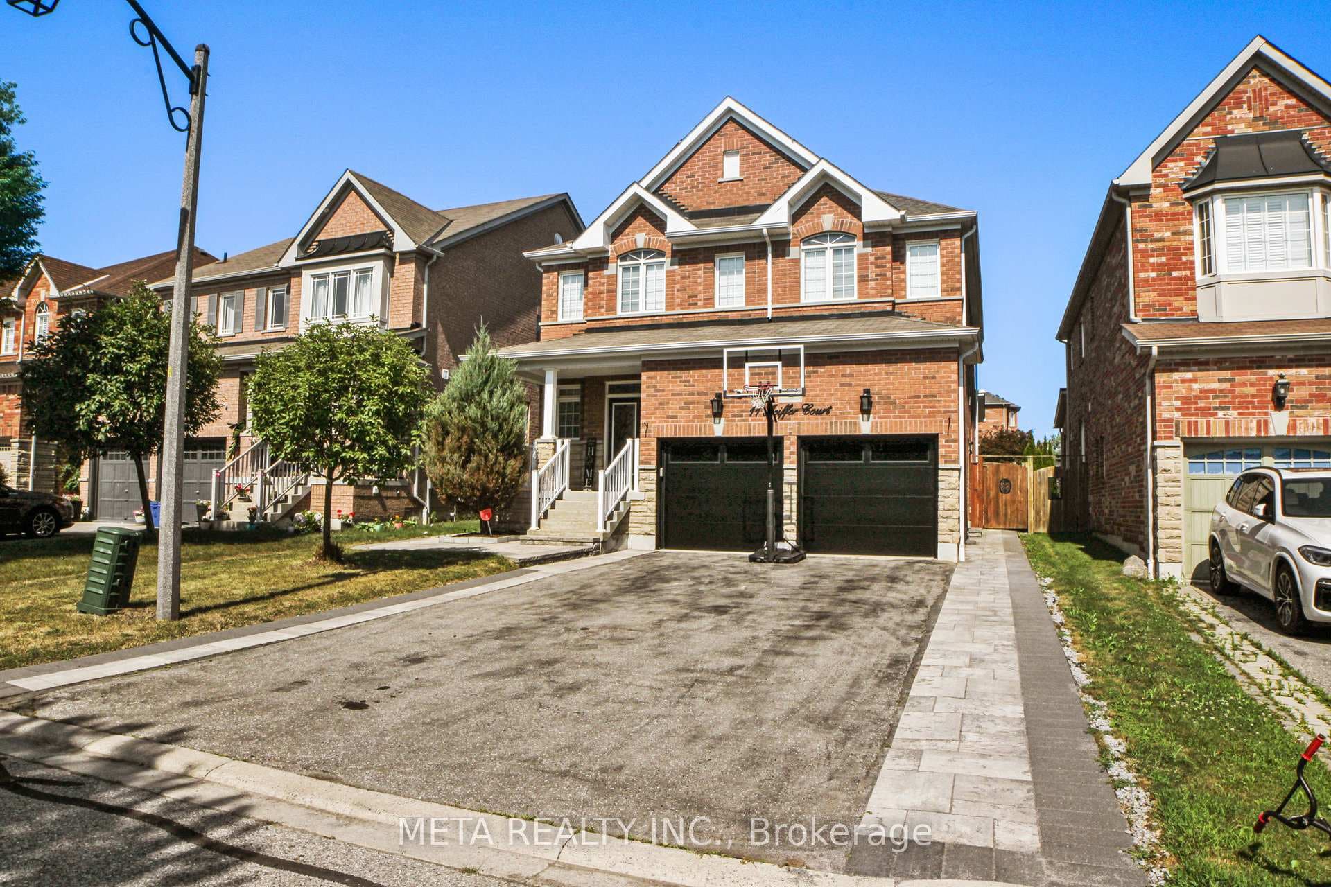 11 Keiffer Court photo 1