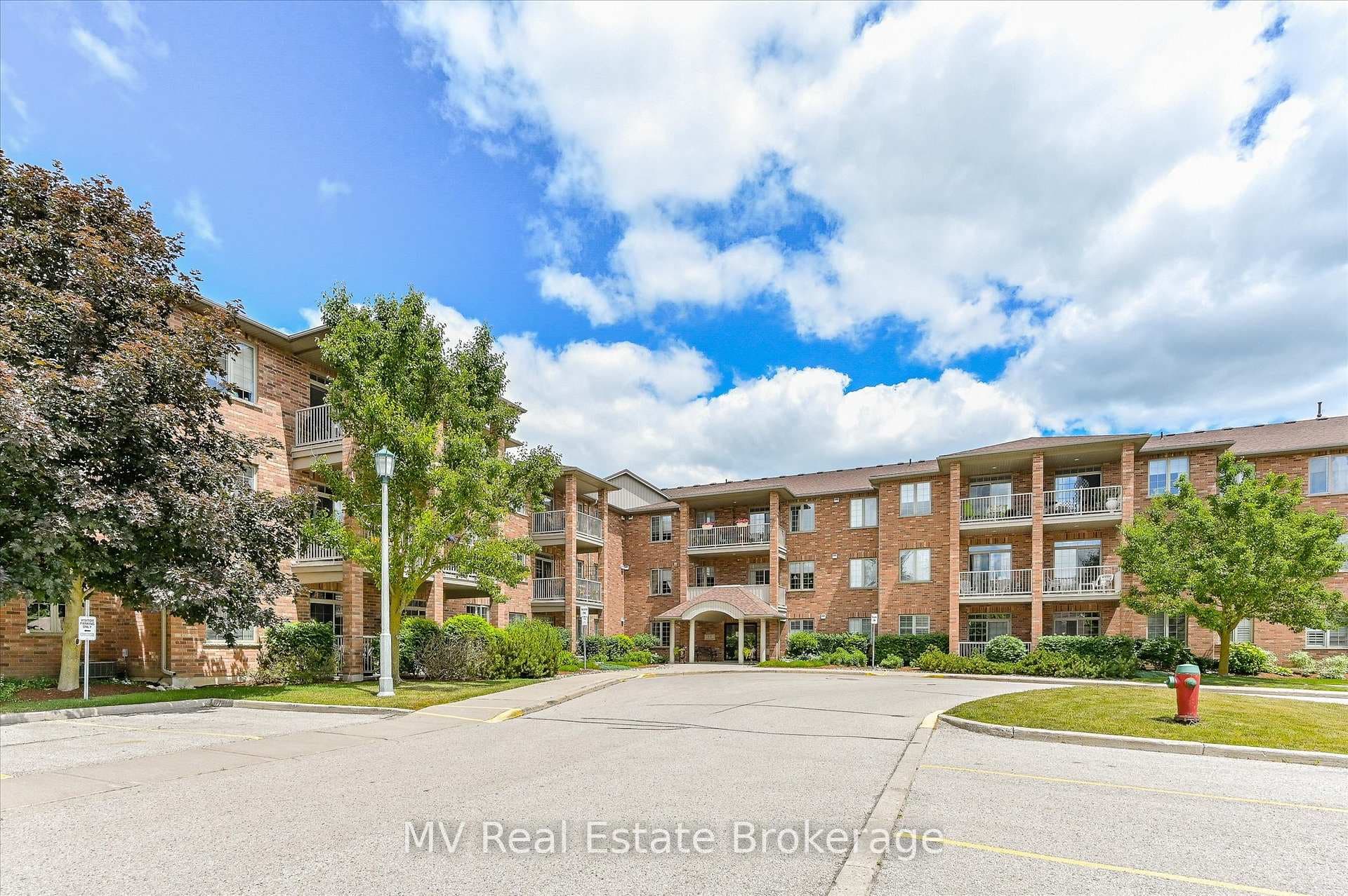 20 Station Square Unit 205 photo 3